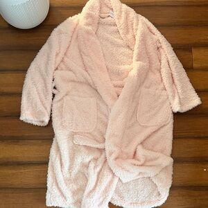 Giraffe at Home Pink Fuzzy Robe